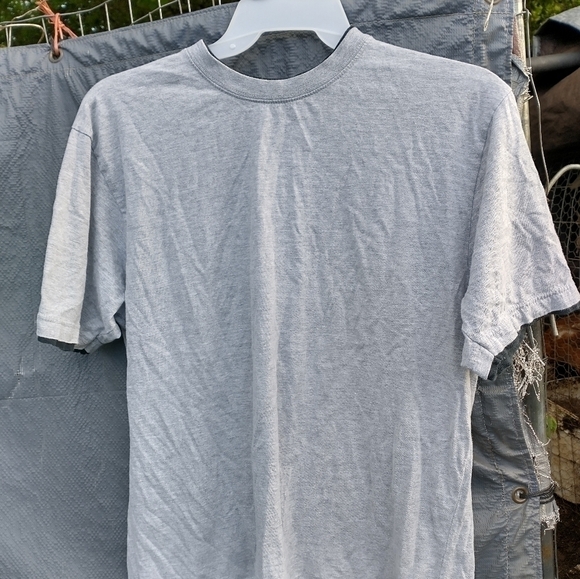 Womens thick grey t-shirt - Picture 1 of 3